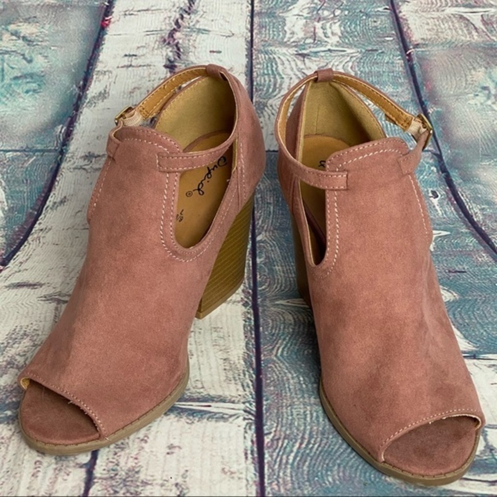 QUPID PeepToe Ankle Straps Chunky Heeled B… - Picture 3 of 11